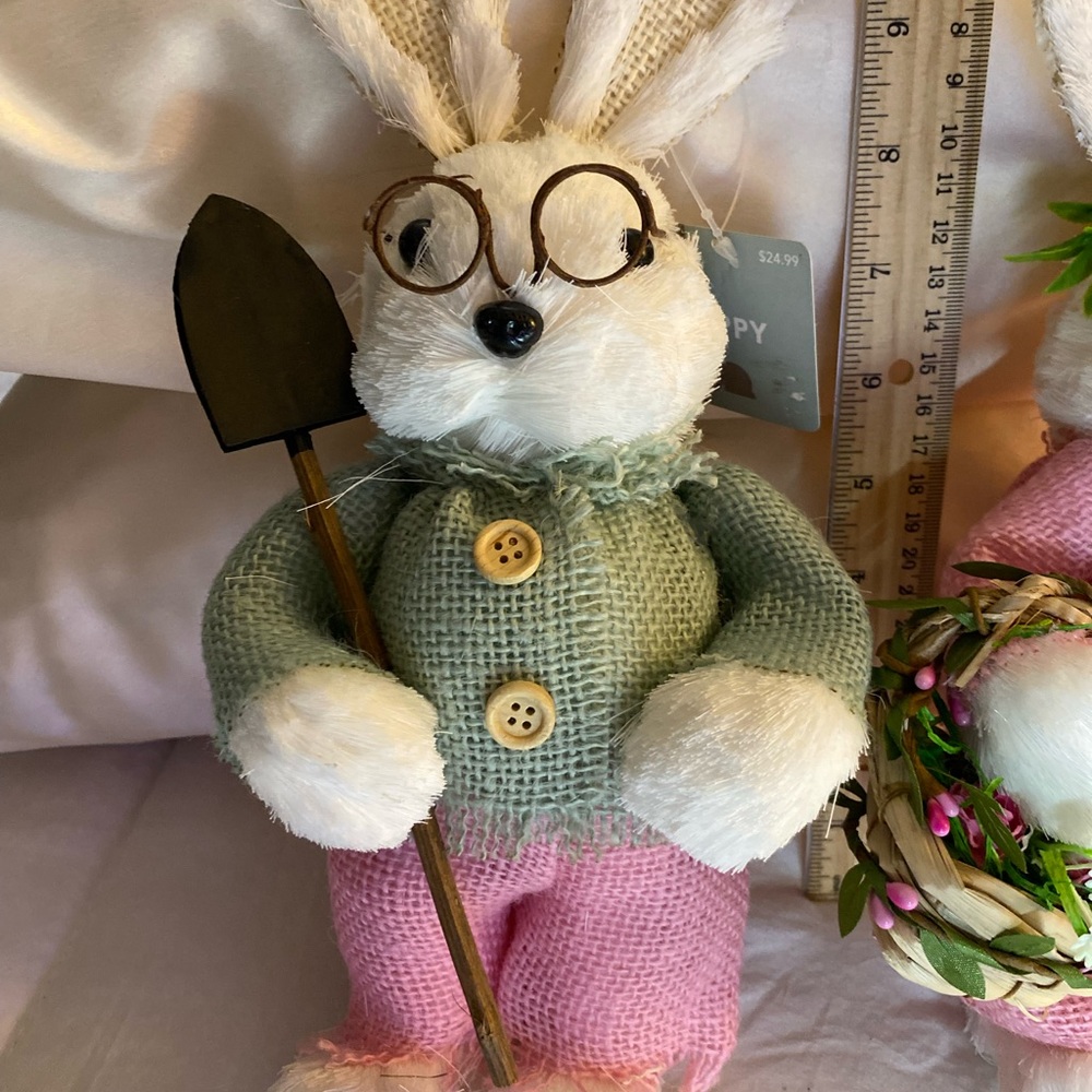 Stuffed bunnies - Picture 3 of 6
